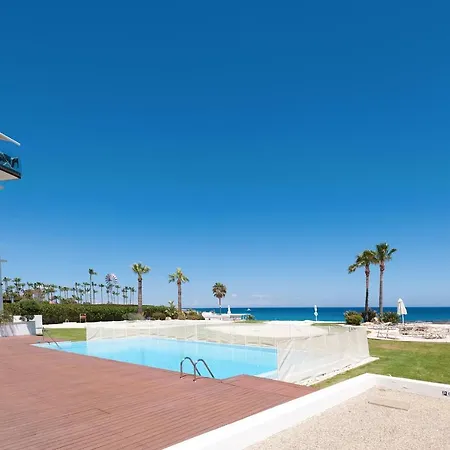 Marina - Beachfront Appartement *